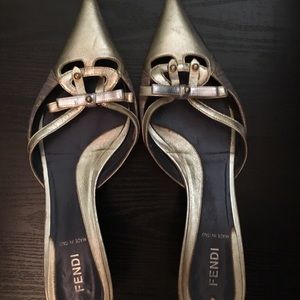 FENDI GOLD slides euro 38.5 / Size 8.5